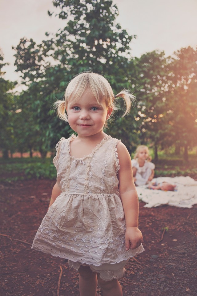 how to style a family for a photoshoot