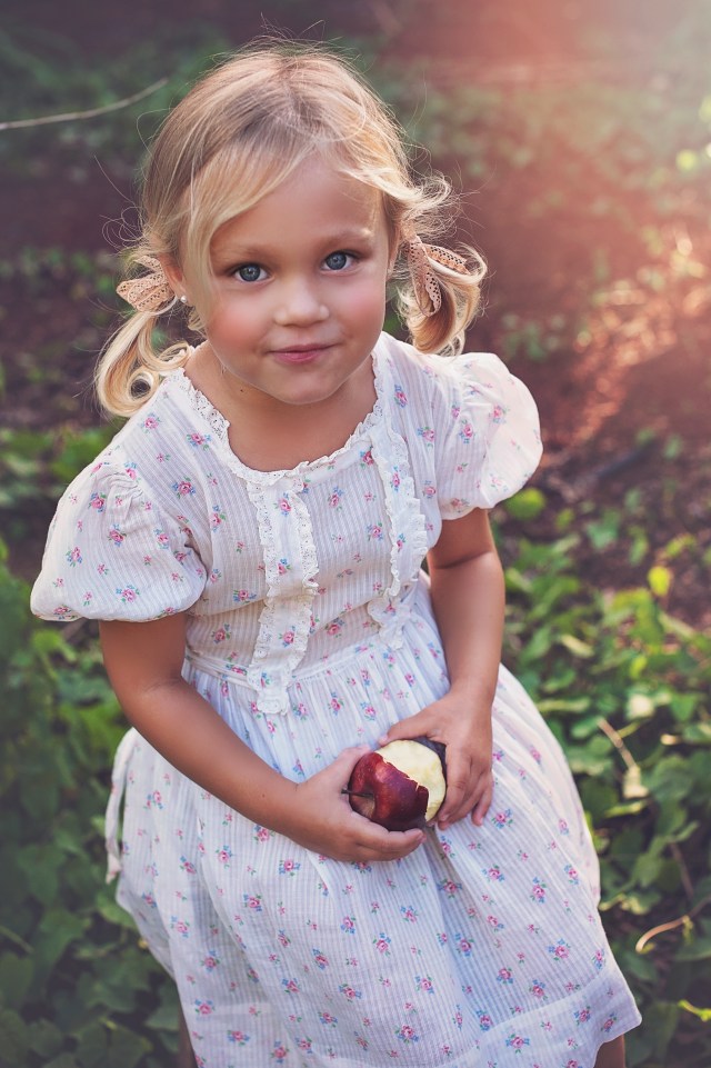 vintage clothing for girl 