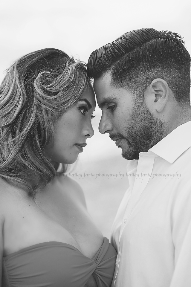 romantic maternity photography